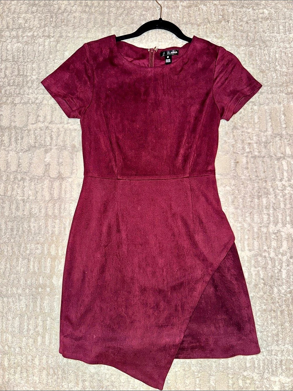 AQUA Faux Suede Cap Sleeve Shift Dress Burgundy Size Small